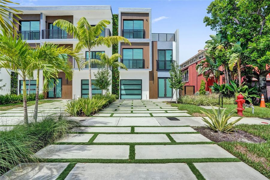 Front exterior of a new home in , Fort Lauderdale, FL, highlighting curb appeal (Image 25). Front exterior of a new home in , Fort Lauderdale, FL, highlighting curb appeal (Image 25).