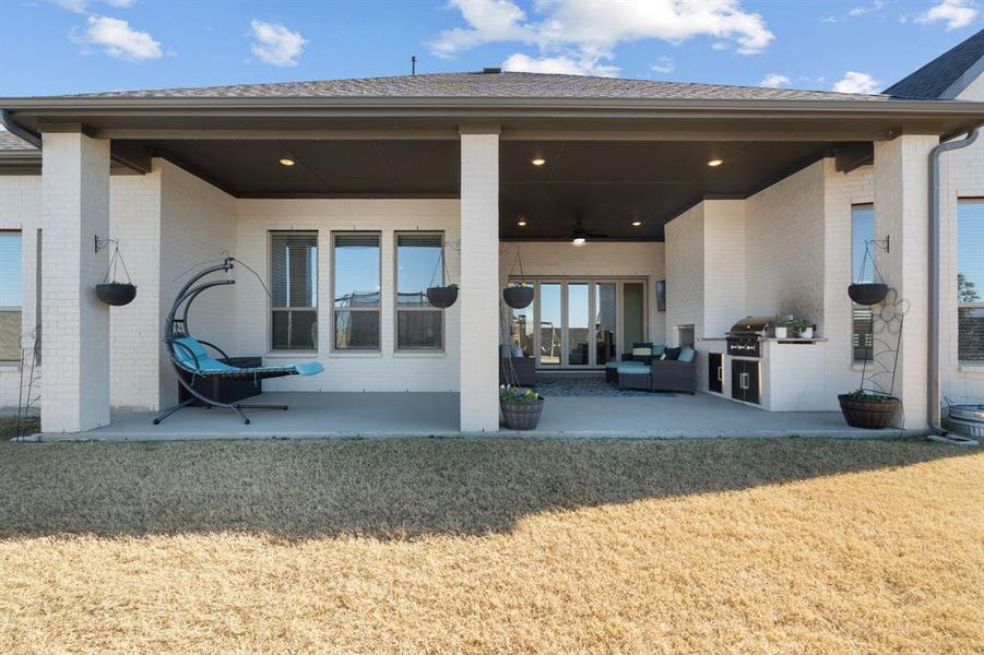 Exterior details and patio area of a home in , Argyle (Image 20).