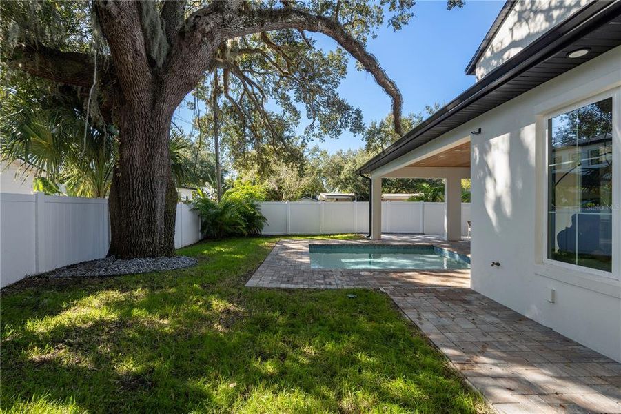 Exterior details and patio area of a home in , Winter Park (Image 31).