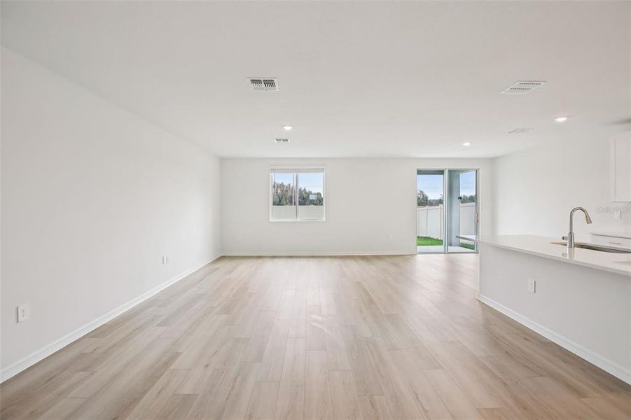 Spacious, unfurnished interior of a new home in Two Rivers - Classic Series, Zephyrhills (Image 25).