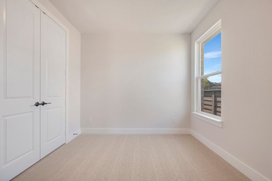 Spacious, unfurnished interior of a new home in Union Park, Little Elm (Image 20).