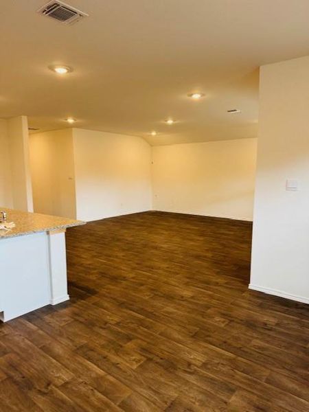 Image 9 of a home in Watermill. Image 9 of a home in Watermill.