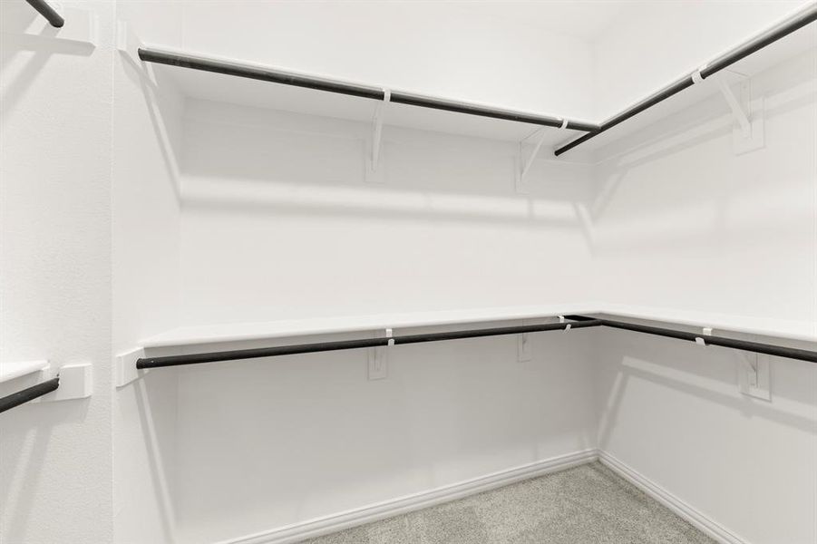 25. 717 Kerrville - Closet 25. 717 Kerrville - Closet