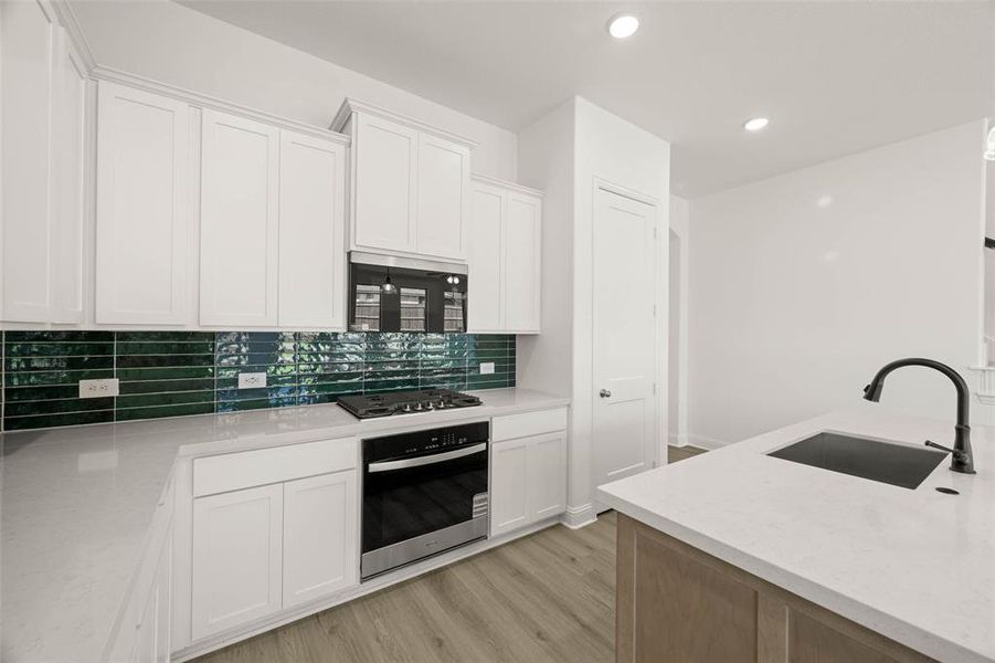 Furnished interior view inside a new home in The Oaks, Red Oak (Image 7). Furnished interior view inside a new home in The Oaks, Red Oak (Image 7).