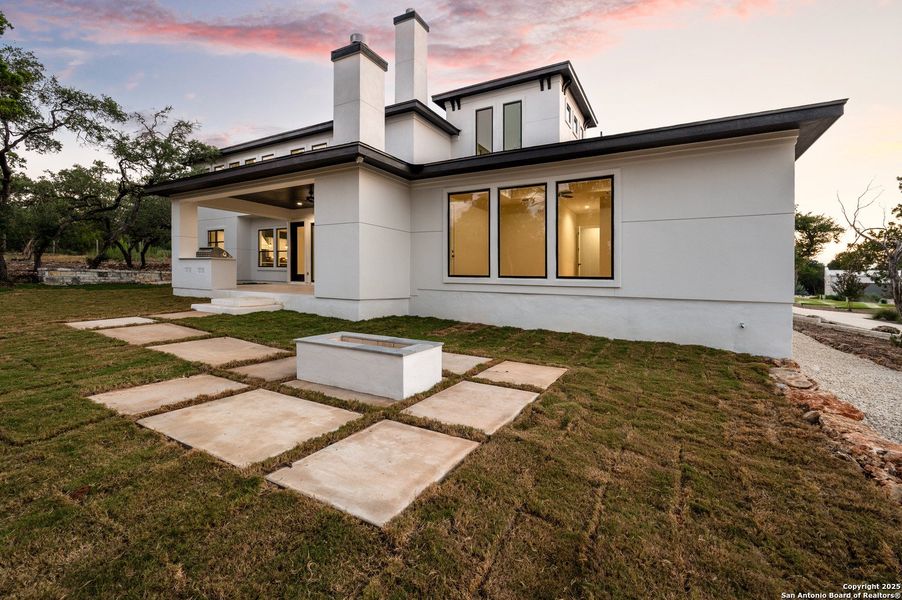 Front exterior of a new home in , New Braunfels, TX, highlighting curb appeal (Image 26).