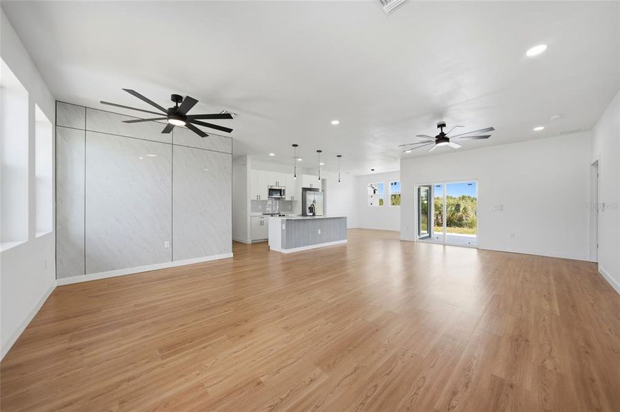 Spacious, unfurnished interior of a new home in , Port Charlotte (Image 24).