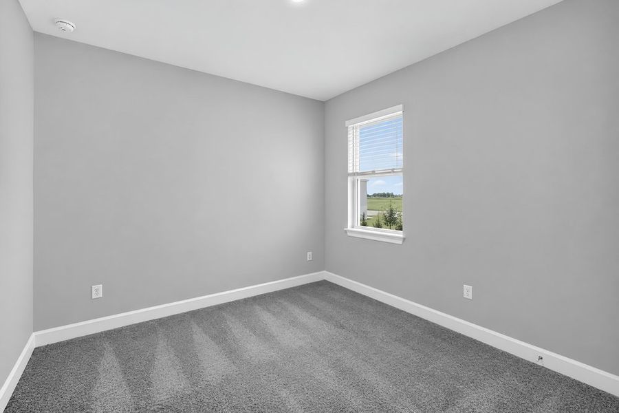 Spacious, unfurnished interior of a new home in Coasterra Community Group Page, Palmetto (Image 8).