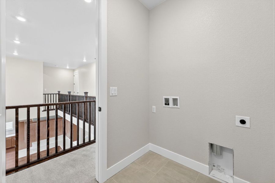 Spacious, unfurnished interior of a new home in Hillside at Crystal Valley Destination Collection, Castle Rock (Image 28).