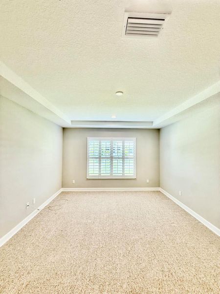 Spacious, unfurnished interior of a new home in , Fort Pierce (Image 22).