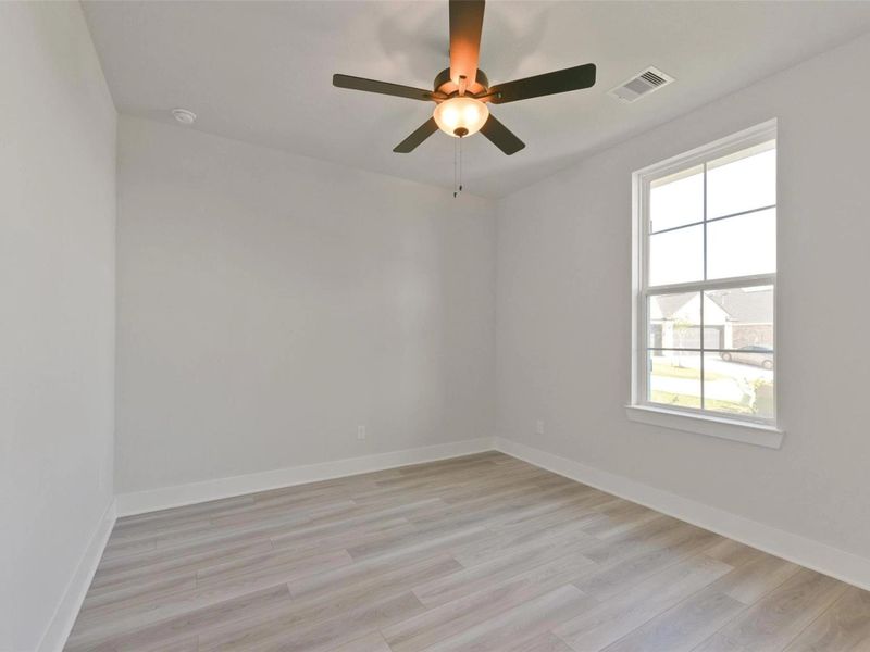 Spacious, unfurnished interior of a new home in Lago Mar, Texas City (Image 28). Spacious, unfurnished interior of a new home in Lago Mar, Texas City (Image 28).