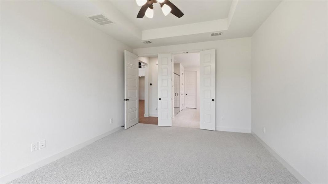 Spacious, unfurnished interior of a new home in The Heights at Uptown Celina, Celina (Image 18).