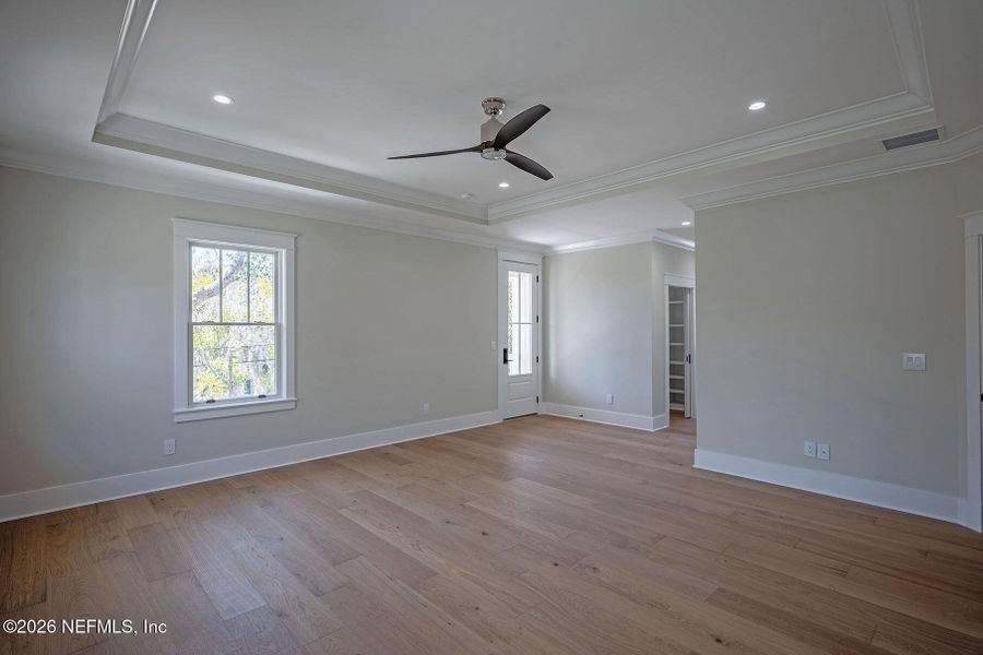 Spacious, unfurnished interior of a new home in , Jacksonville (Image 126).