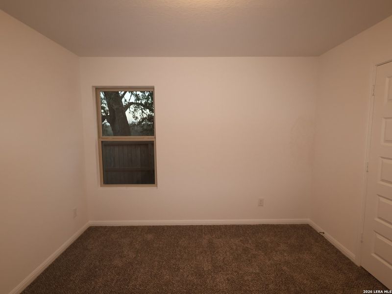 Spacious, unfurnished interior of a new home in Cinco Lakes, San Antonio (Image 13).