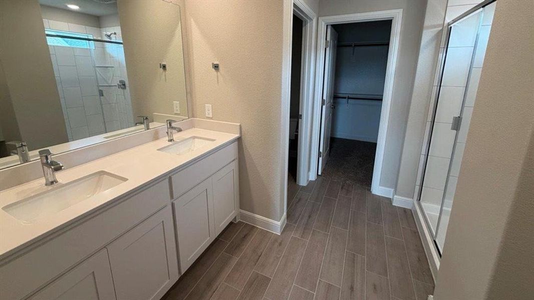 Furnished interior view inside a new home in Shannon Creek, Burleson (Image 6). Furnished interior view inside a new home in Shannon Creek, Burleson (Image 6).