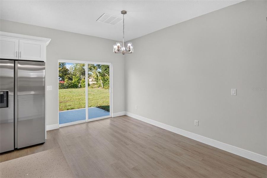 Spacious, unfurnished interior of a new home in , Ocala (Image 14).