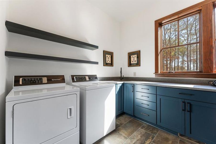 Furnished interior view inside a new home in , Newnan (Image 29).