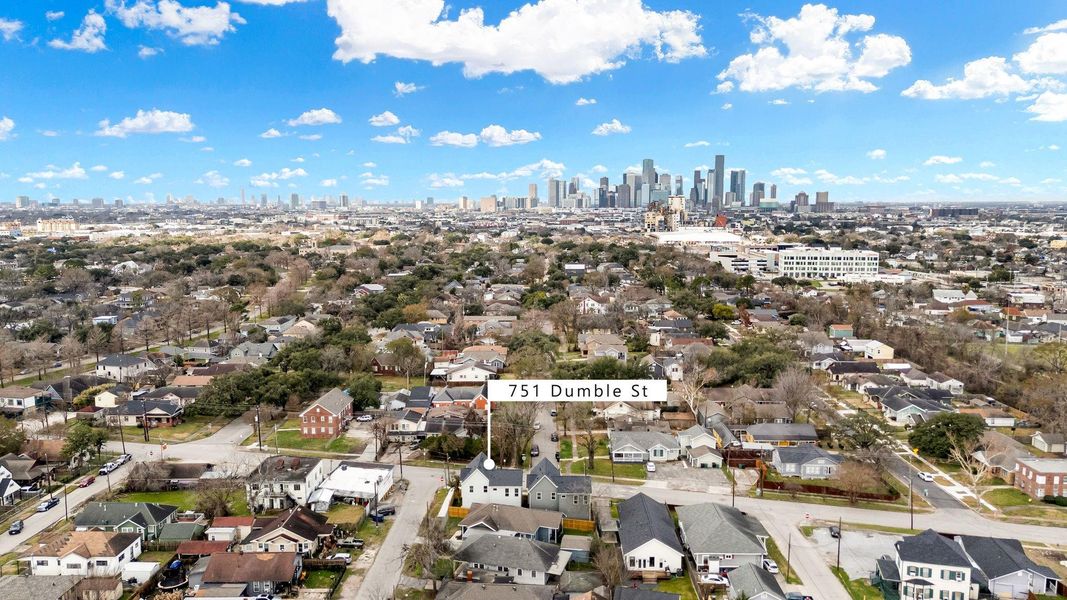 This home enjoys the perfect balance of a peaceful residential setting while being conveniently close to the city's dynamic urban core. The area boasts a mix of charming historic homes and modern developments, with easy access to major highways, local parks, and public transportation. This home enjoys the perfect balance of a peaceful residential setting while being conveniently close to the city's dynamic urban core. The area boasts a mix of charming historic homes and modern developments, with easy access to major highways, local parks, and public transportation.