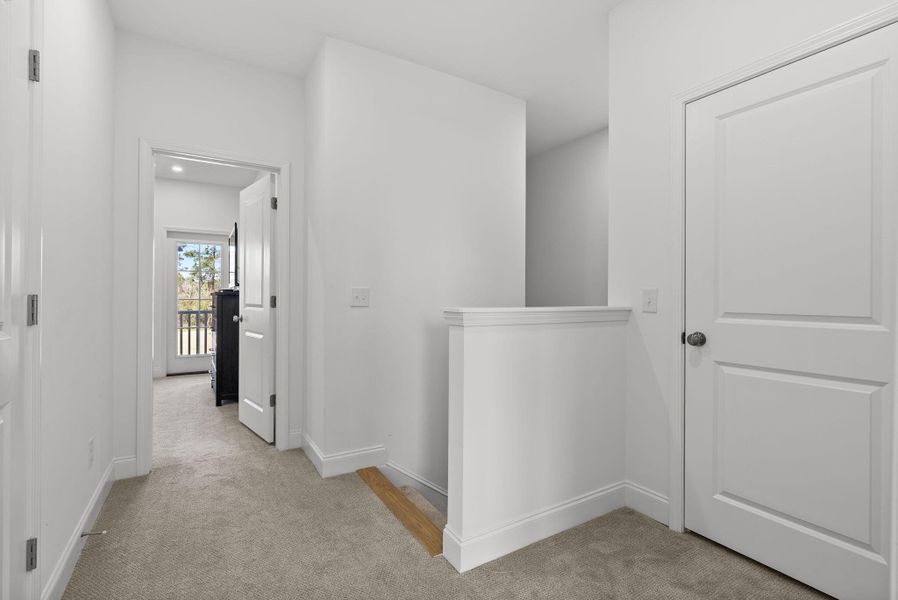 Spacious, unfurnished interior of a new home in , Summerville (Image 25).