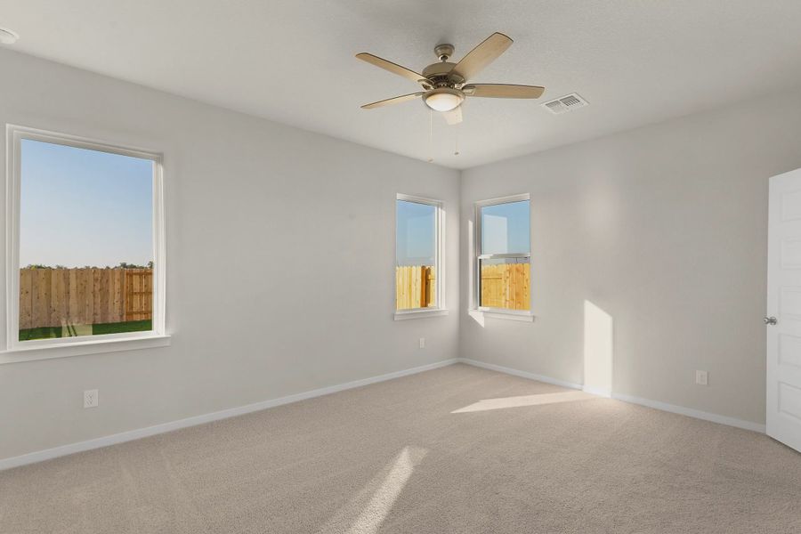 Representative unfurnished interior of a home built from the Simone by Chesmar Homes in Briarwood, Elgin (Image 6).