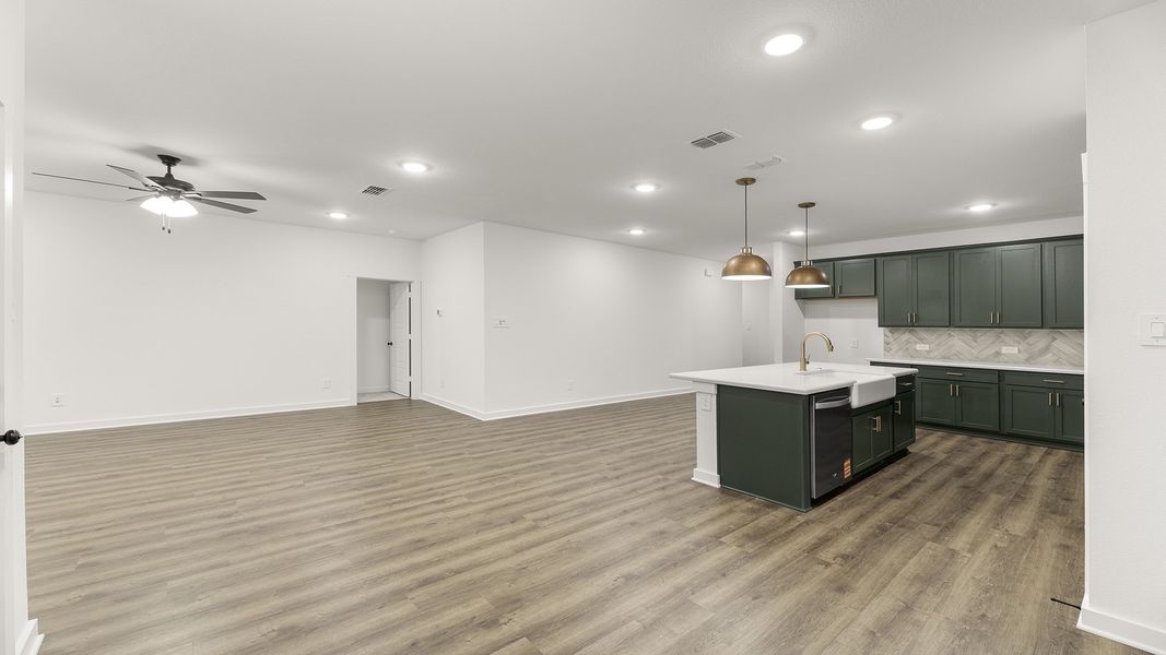Spacious, unfurnished interior of a new home in The Oaks, Red Oak (Image 16). Spacious, unfurnished interior of a new home in The Oaks, Red Oak (Image 16).