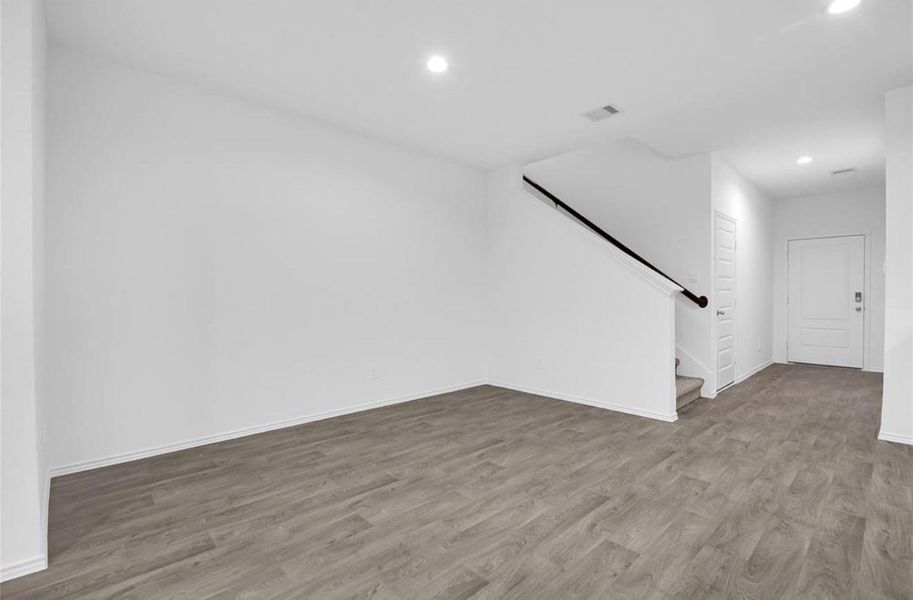 Spacious, unfurnished interior of a new home in , Sealy (Image 18).