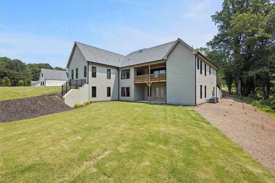 Exterior details and patio area of a home in , Gainesville (Image 2).