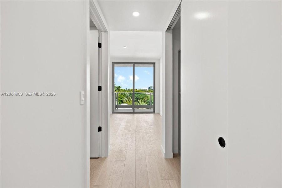 Spacious, unfurnished interior of a new home in , Miami (Image 29).