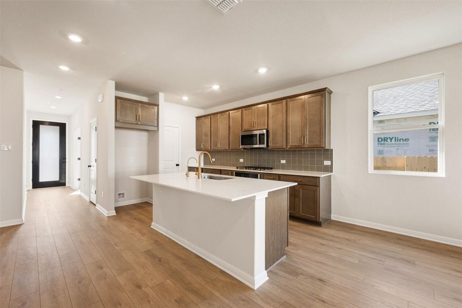 Furnished interior view inside a new home in Patterson Ranch, Georgetown (Image 12).