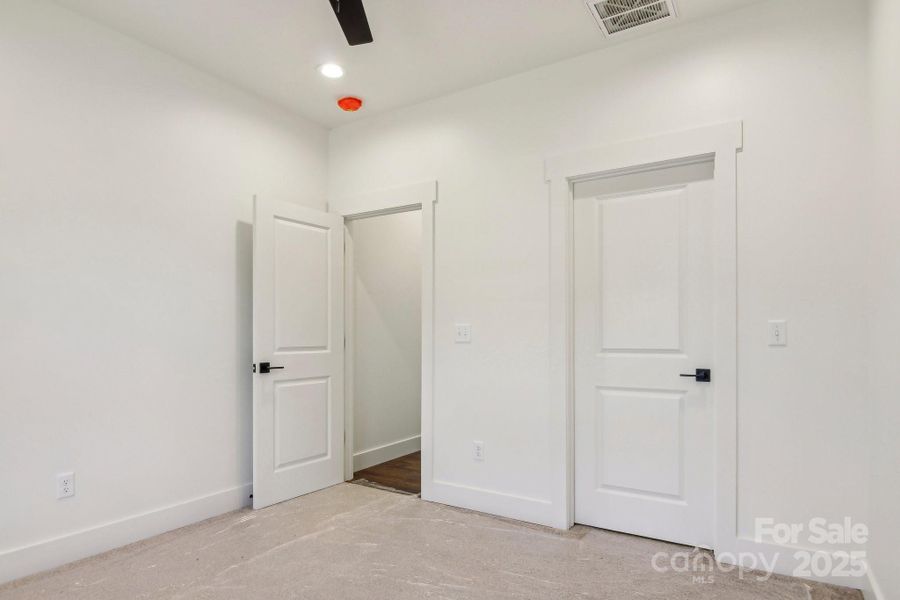 Spacious, unfurnished interior of a new home in , Hendersonville (Image 33).