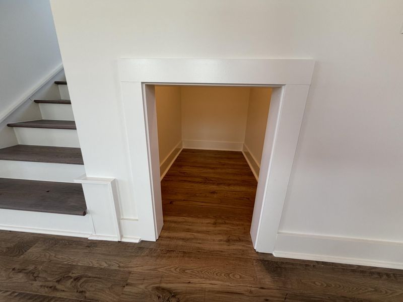 Spacious, unfurnished interior of a new home in , Summerville (Image 14).