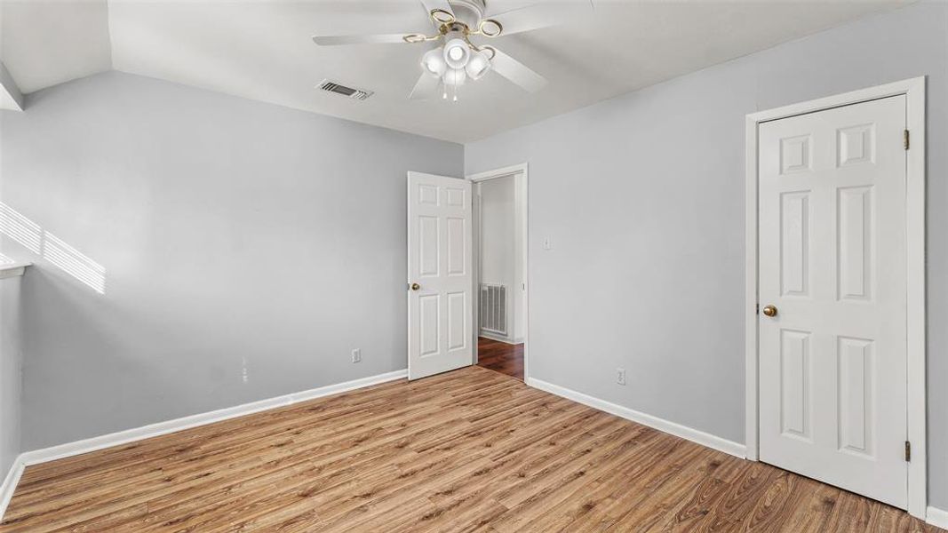 Spacious, unfurnished interior of a new home in , Texarkana (Image 24). Spacious, unfurnished interior of a new home in , Texarkana (Image 24).