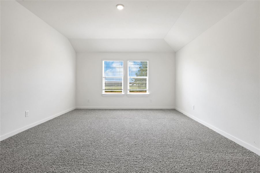 Spacious, unfurnished interior of a new home in Blue Heron Estates, Beasley (Image 35).