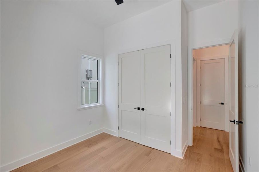 Spacious, unfurnished interior of a new home in , Tampa (Image 64).