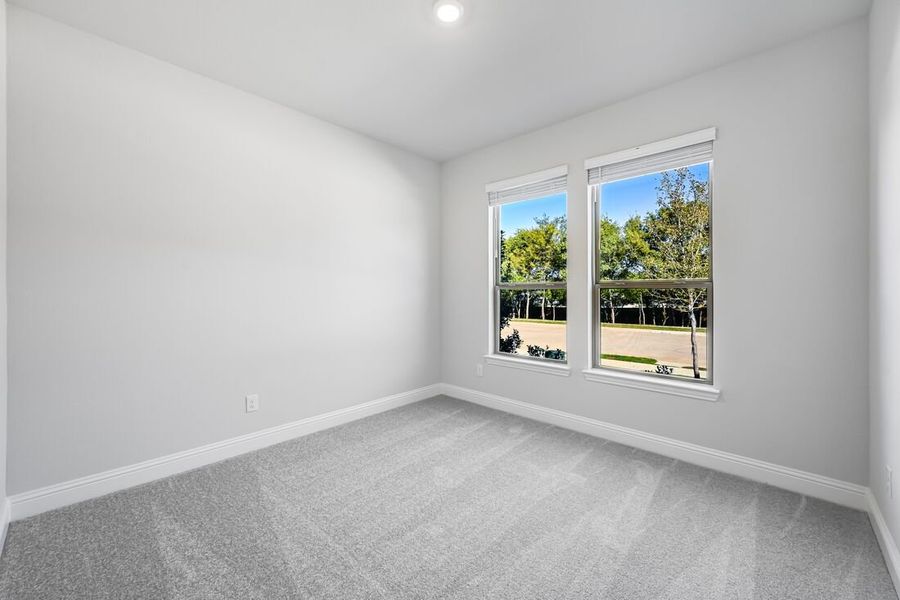Spacious, unfurnished interior of a new home in South Oak 50s, Oak Point (Image 39). Spacious, unfurnished interior of a new home in South Oak 50s, Oak Point (Image 39).