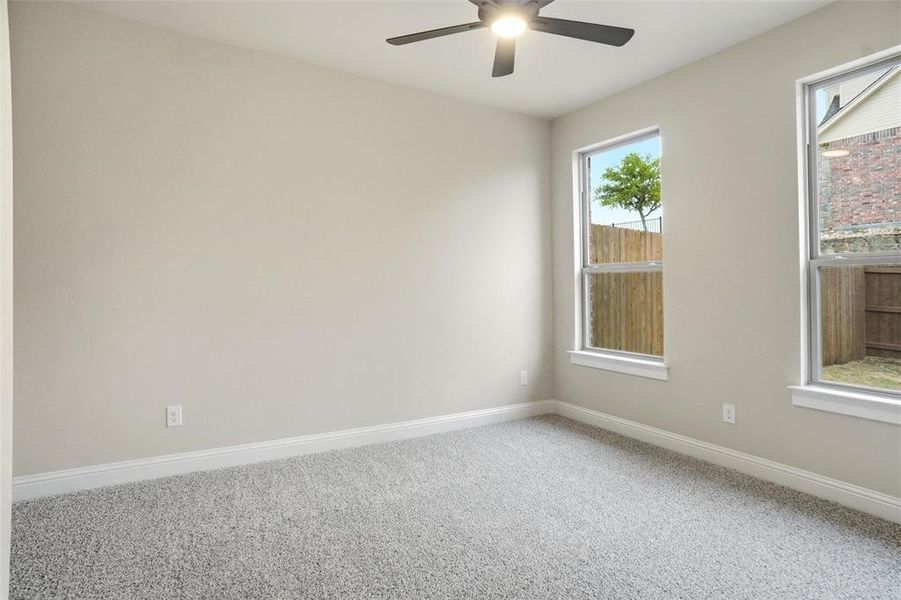 Spacious, unfurnished interior of a new home in , Weatherford (Image 13).