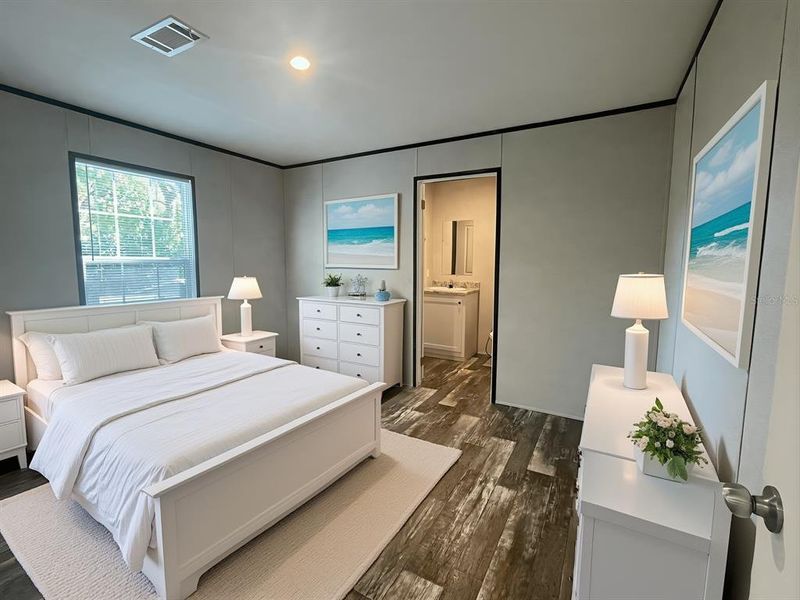 Furnished interior view inside a new home in , Dunnellon (Image 9).