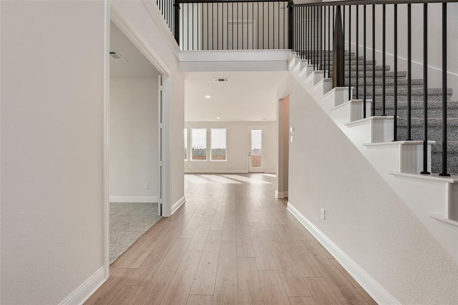 Spacious, unfurnished interior of a new home in Creekside of Crowley, Crowley (Image 14). Spacious, unfurnished interior of a new home in Creekside of Crowley, Crowley (Image 14).