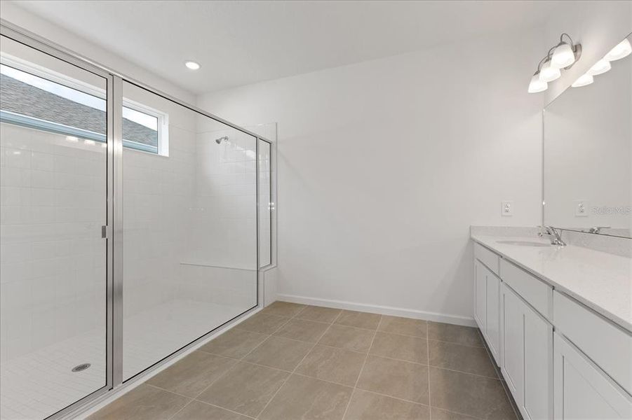 Spacious, unfurnished interior of a new home in , Venice (Image 11). Spacious, unfurnished interior of a new home in , Venice (Image 11).