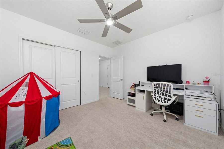 Furnished interior view inside a new home in , Kissimmee (Image 4).