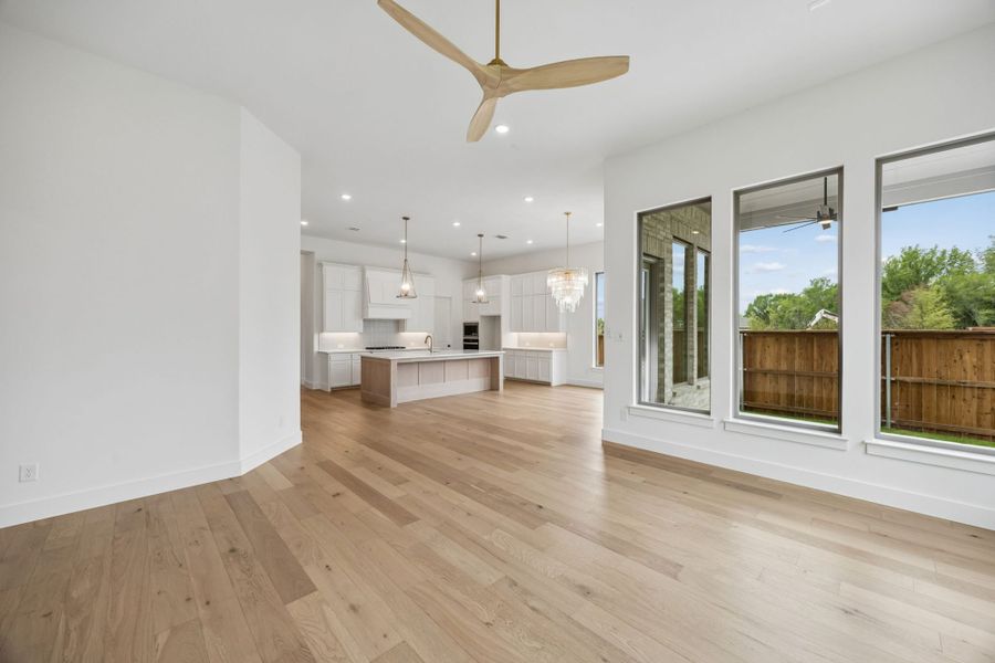 Spacious, unfurnished interior of a new home in The Parks at Wilson Creek, Celina (Image 21). Spacious, unfurnished interior of a new home in The Parks at Wilson Creek, Celina (Image 21).