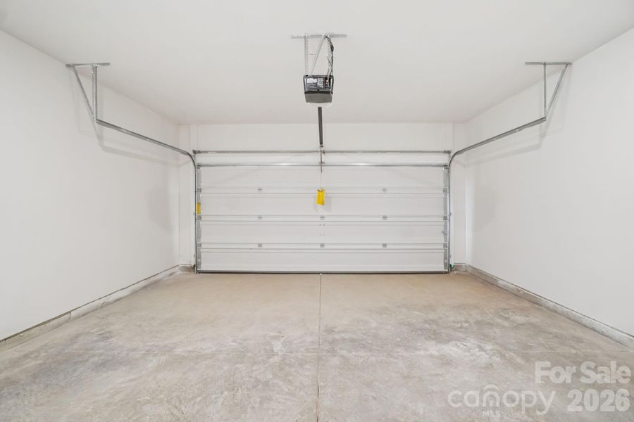 Spacious, unfurnished interior of a new home in , Weaverville (Image 17).