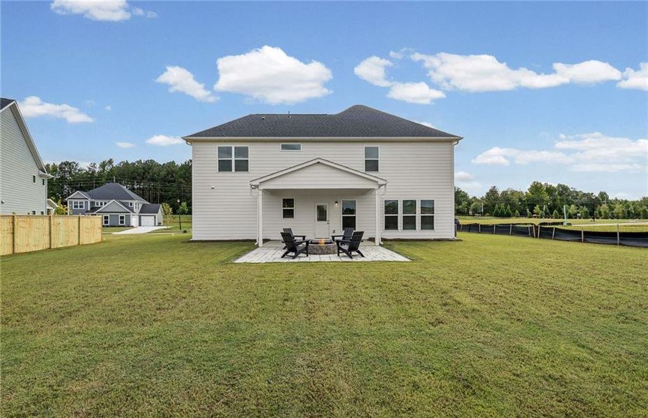 Exterior details and patio area of a home in Creekside at Skelton, Jefferson (Image 31).