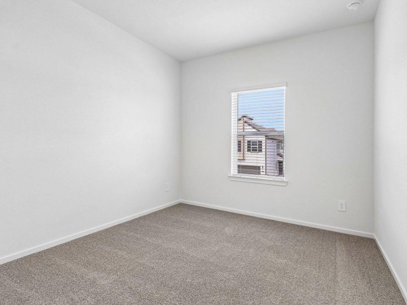 Photos are not of the actual home, but are photos of the builder home with same floorplan with similar interior finishes. Photos are not of the actual home, but are photos of the builder home with same floorplan with similar interior finishes.