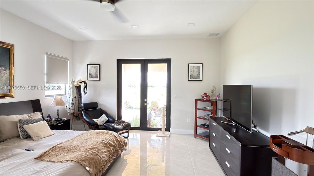 Furnished interior view inside a new home in , Loxahatchee (Image 58).