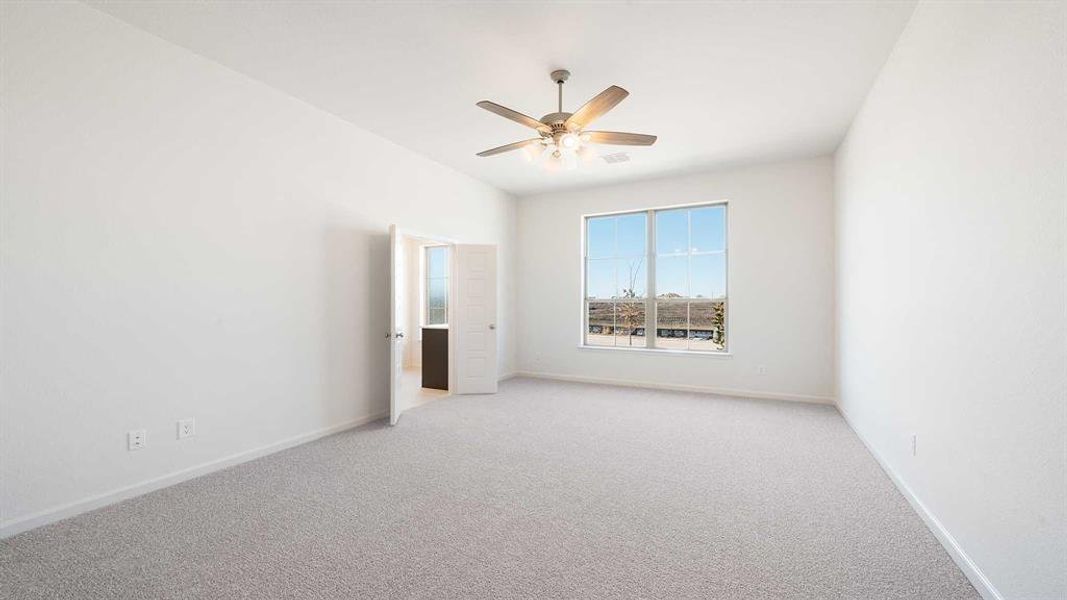Spacious, unfurnished interior of a new home in Avondale, Fate (Image 17).