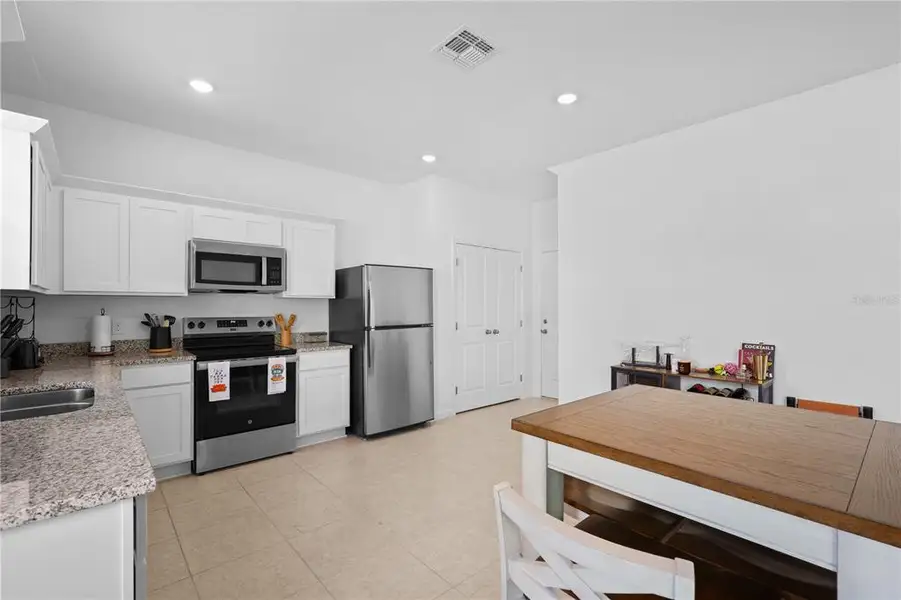 Furnished interior view inside a new home in Belair Place, Sanford (Image 8).