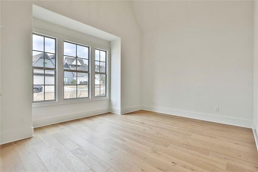 Spacious, unfurnished interior of a new home in Gardens at Arbor Springs, Newnan (Image 19).