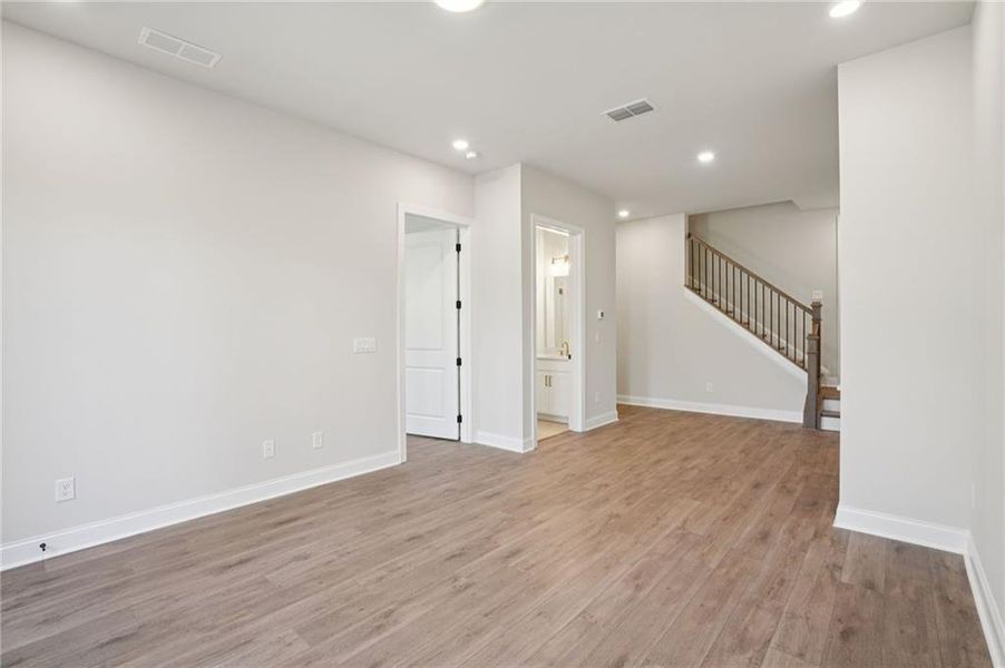Spacious, unfurnished interior of a new home in Waterside Townhomes, Peachtree Corners (Image 34).