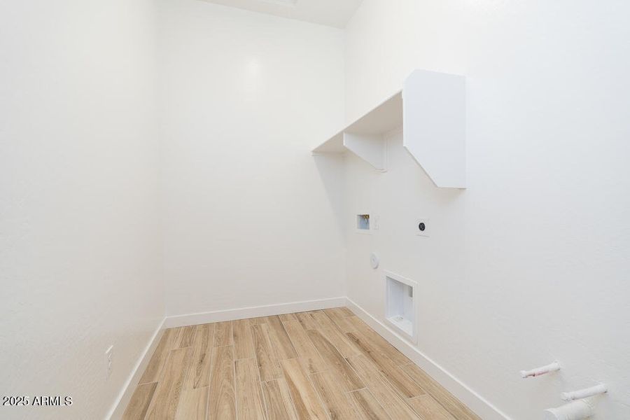 Tri Pointe Terraza 93 - Laundry-1MLS