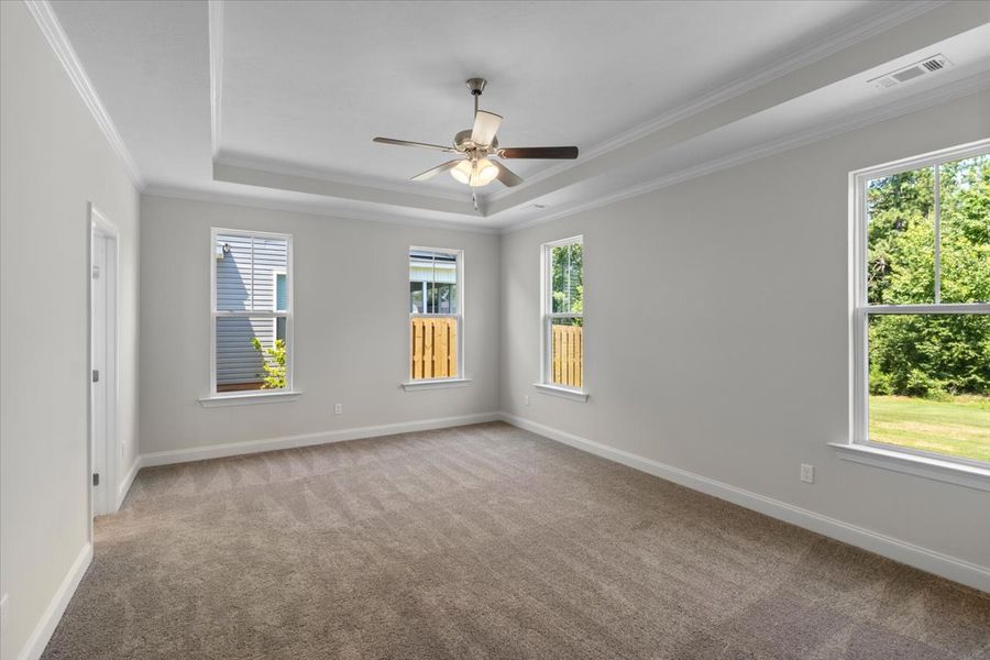 Spacious, unfurnished interior of a new home in Windsor, North Augusta (Image 31).